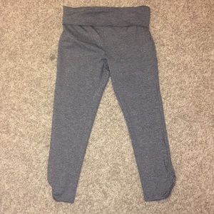 Forever 21 Capri legging size medium